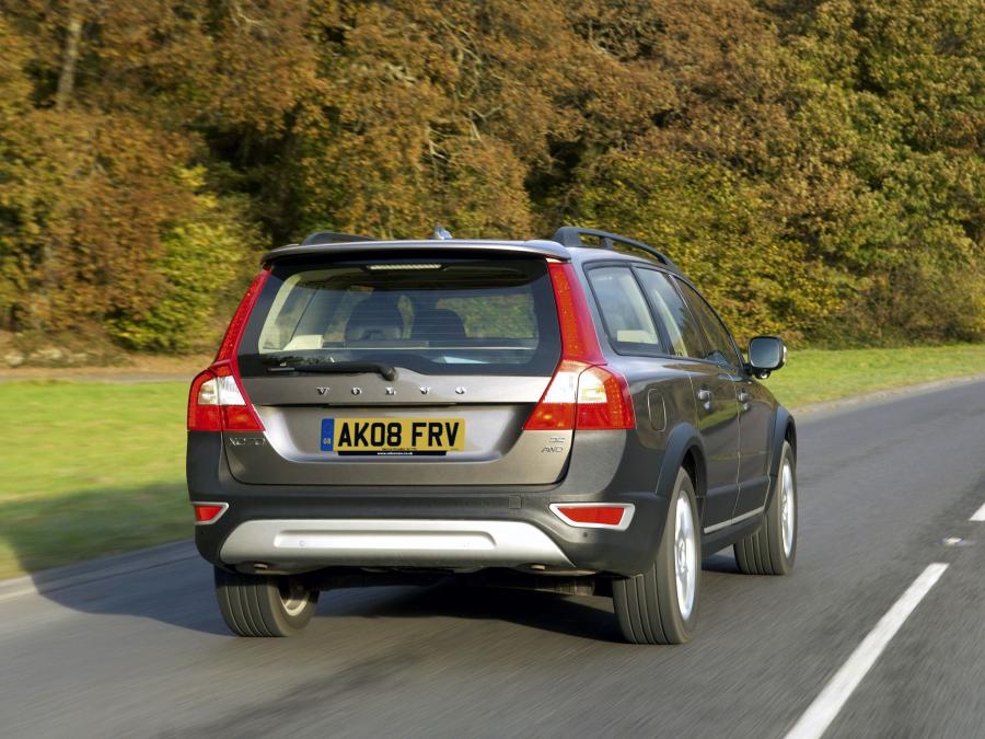 Volvo XC70 2007 года  (UK) (фото 3 из 15)